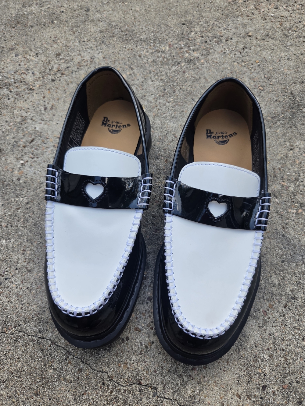 Dr. Martens Penton Heart Loafers NWOT - Picture 3 of 7